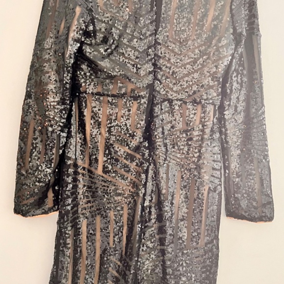 Miss Ord V-neck long sleeve body on dress, size L - NEW! - Picture 5 of 6